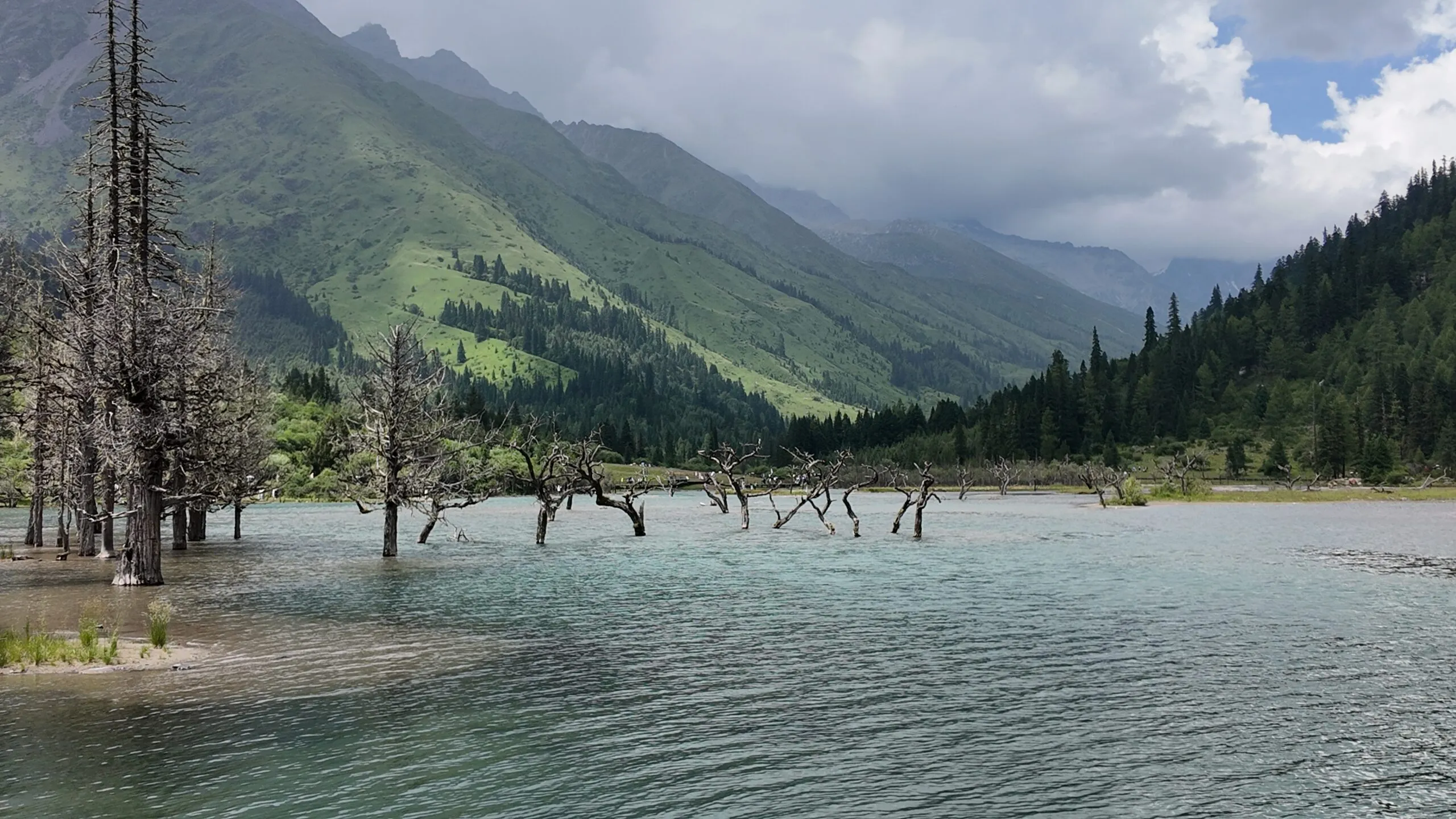 双桥沟斯姑娜措